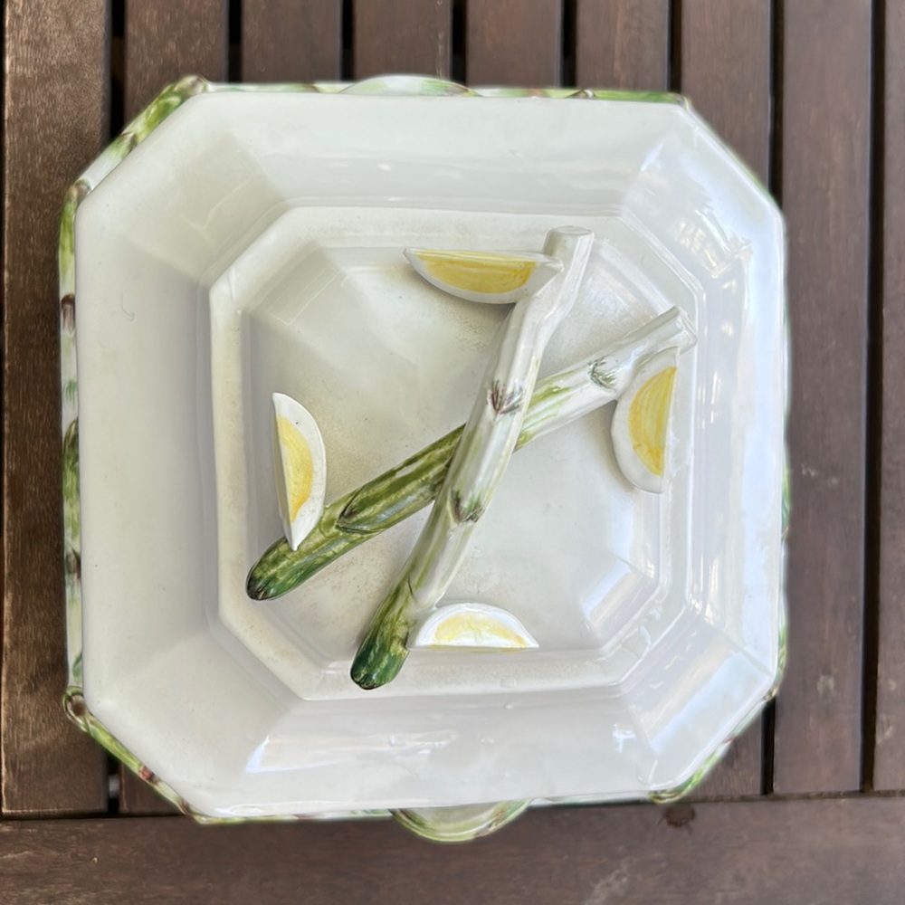 Vietri serving bowl with lid and platter